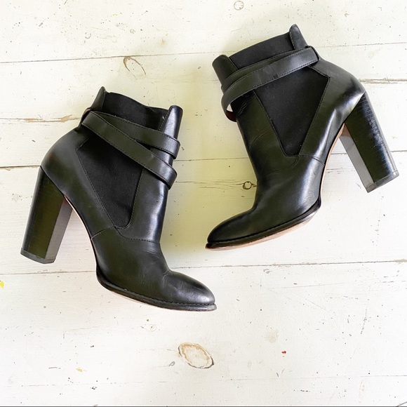Elizabeth & James Solar Ankle Boots Black/White - Picture 3 of 13